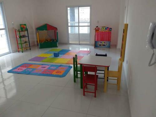 Apto Lindo-piscina, Sauna, Churrasqueira E 2 Vagas