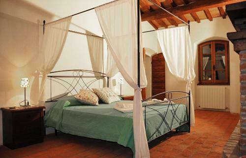 Poloturisticoumbria Villa Con Piscina Trasimeno