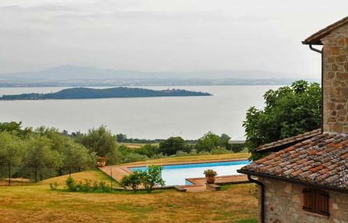 Poloturisticoumbria Villa Con Piscina Trasimeno