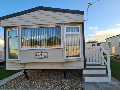 6 Berth Central Heated On The Chase (balmoral)