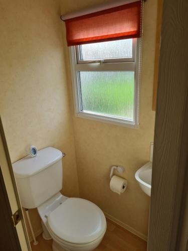 6 Berth Central Heated On The Chase (balmoral)