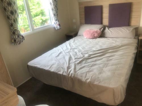 Apartamento 4 Bedrooms Holiday Caravan