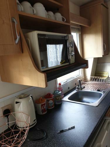2 Bedroom Caravan Near Ingoldmells Beach