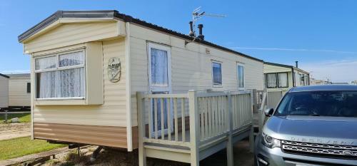 2 Bedroom Caravan Near Ingoldmells Beach