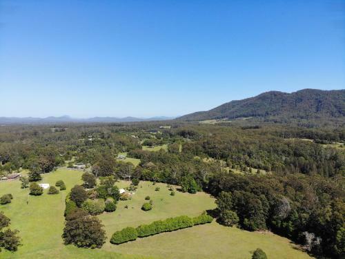 Bed & Breakfast Yarrahapinni Homestead