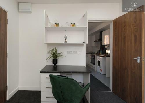Studio Apartments By Lyter Living Serviced Accommodation With Desks & Wifi
