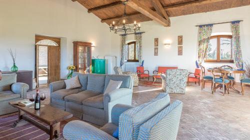 Villa Casale Le Tre Querce 8&1