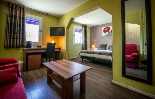 Hotel Logis Carline H�tel Restaurant