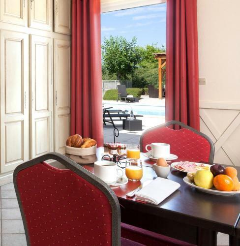 Hotel Logis Carline H�tel Restaurant
