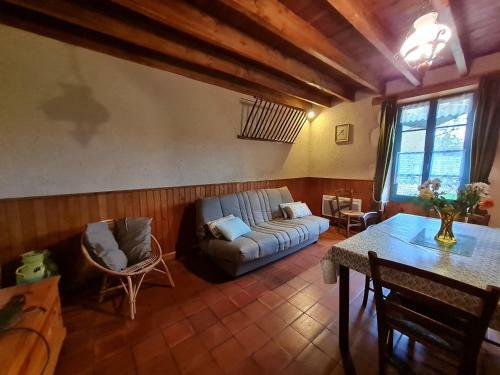 G�te Benet, 5 Pi�ces, 8 Personnes - Fr-1-426-146