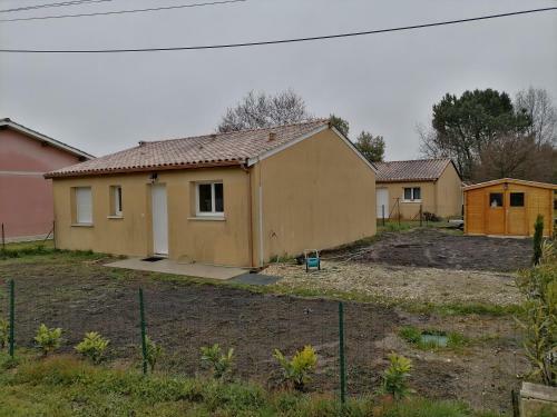 Maison de Vacances Proche de La Plage.