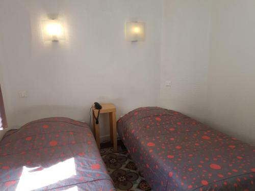 Hotel H�tel Des Po�tes Avec Garage Priv�