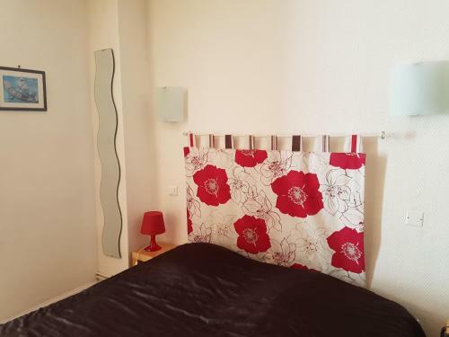 Hotel H�tel Des Po�tes Avec Garage Priv�