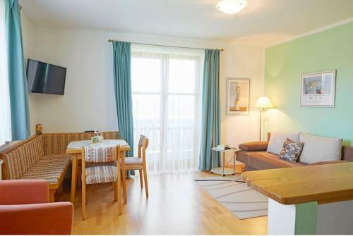 Hostal G�stehaus Bauer Am Golfplatz