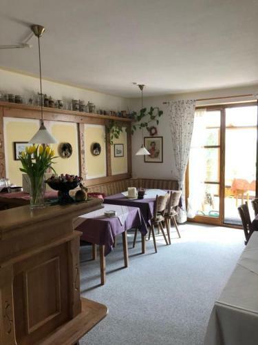 Hostal G�stehaus Bauer Am Golfplatz