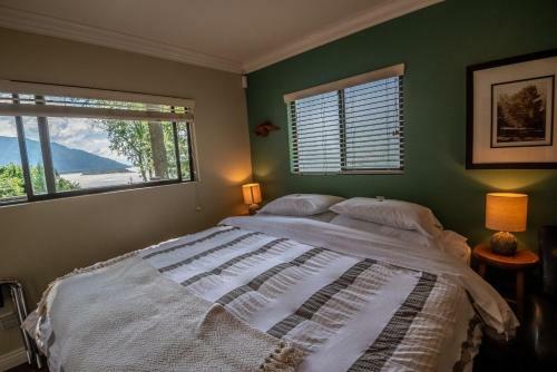 The Fraser River's Edge B&B Lodge