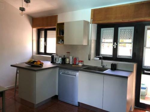 Villa Di Design Con Il Tetto Verde