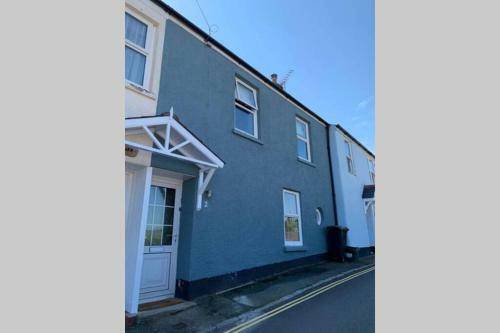 North View Cottage. Shaldon Village.