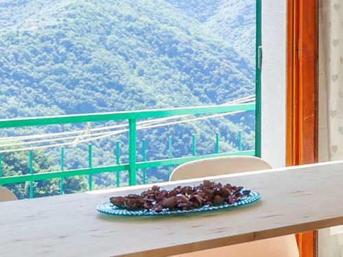 Cosy Apartment In Avegna Overlooking Stunning Panoramic View