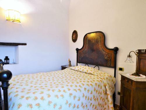 Charming Holiday Home In Niella Tanaro With Garden