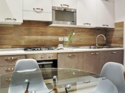 Locazione Turistica Luxury Apartments-3