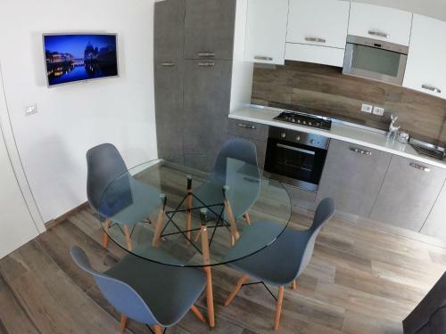 Locazione Turistica Luxury Apartments-1