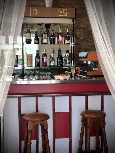 Hostal Room In Bb - Hotel Villa Alexandra
