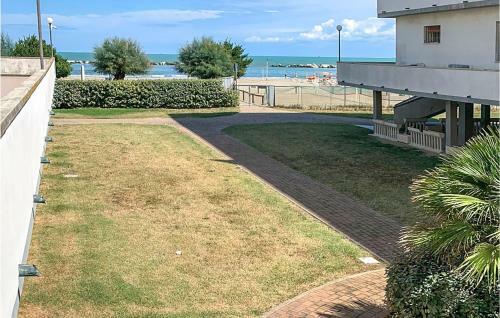 Nice Apartment In Lido Adriano With 4 Bedrooms