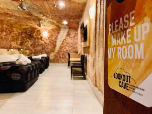 The Lookout Cave Underground Motel