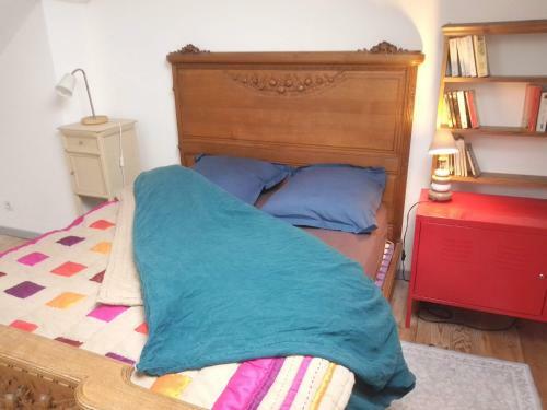 La Chambre Tout L�-haut