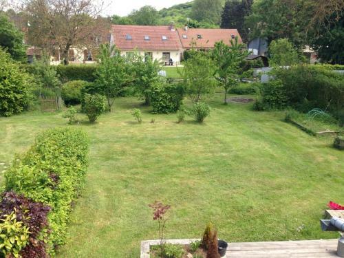 Corps De Ferme � Naours