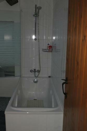 3 Bed Gite With Private Pool & Garden In Nantille