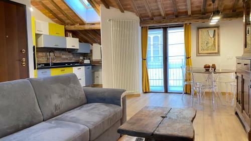 La Vecchia Casa Di Moda