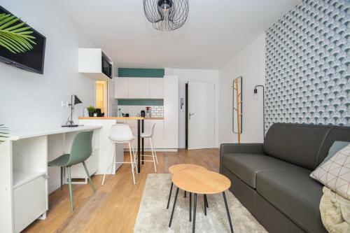 Apartamento T2 Lumineux Hyper-centre D'orl�ans Avec Parking Wifi