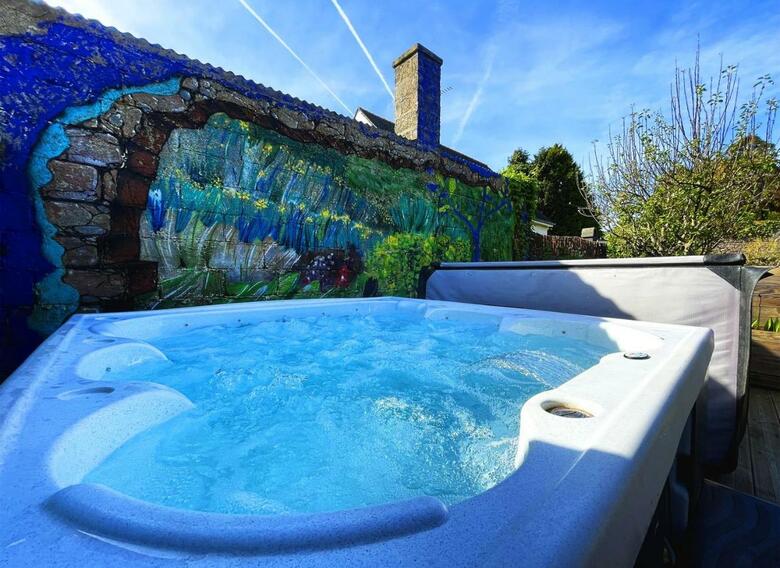 Maison Kerity Pour 6 Personnes Avec Jacuzzi