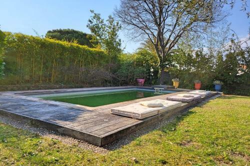 Beautiful House For 8 With Garden And Pool