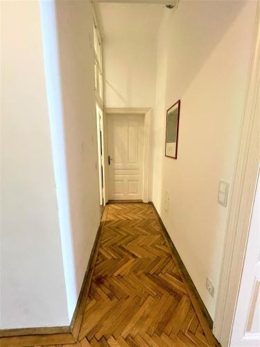 King Apartments | Contactless Check-in