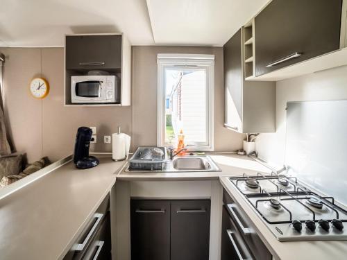 Cosy Holiday Home In Saint-jean-de-monts With Shared Pool