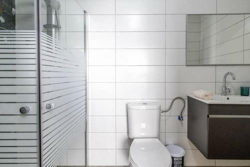 Blue Lake Luxury Villa For Families