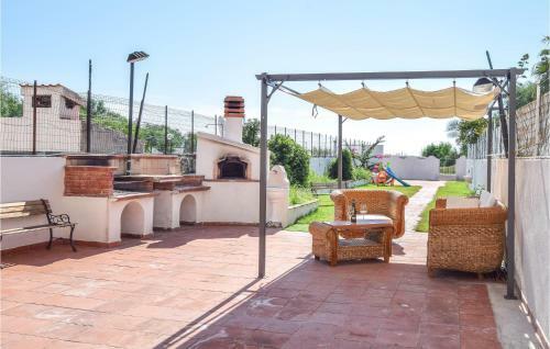 Beautiful Home In Falerna Marina With 4 Bedrooms