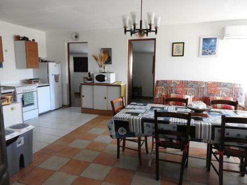 Maison Chaleureuse Et Familiale.
