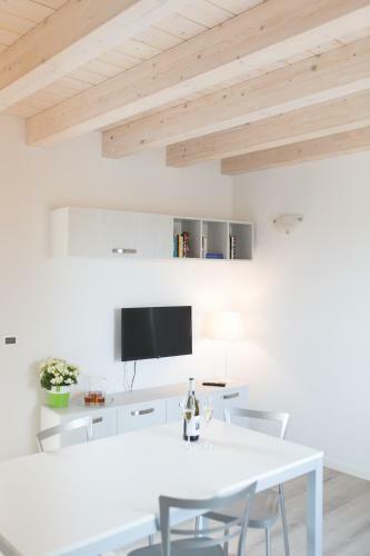 Divian Apartments