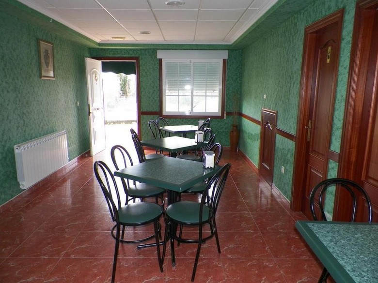 Hostal Pensi�n Residencia Xaraiba