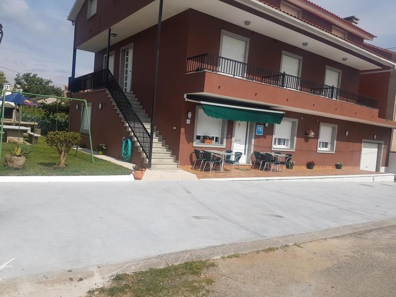 Hostal Pensi�n Residencia Xaraiba