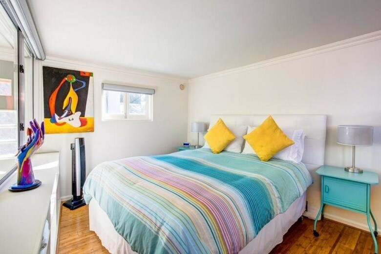Beverly Hills Modern Guesthouse