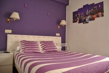 Hotel Happy Hostal Carrales