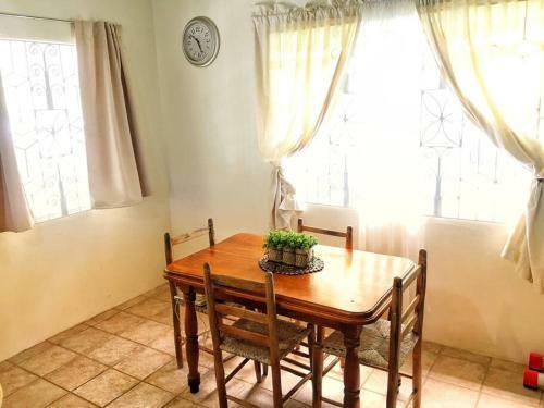 Apartamento Elegant Penthouse Flat- Stunning Balcony View!