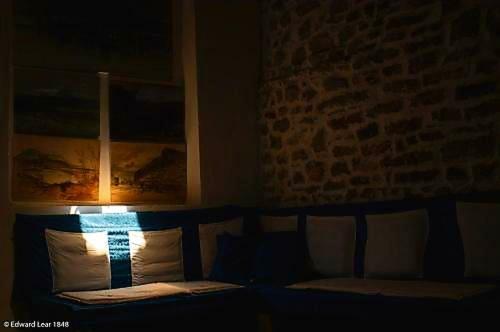 Hostel Edward Lear 1848