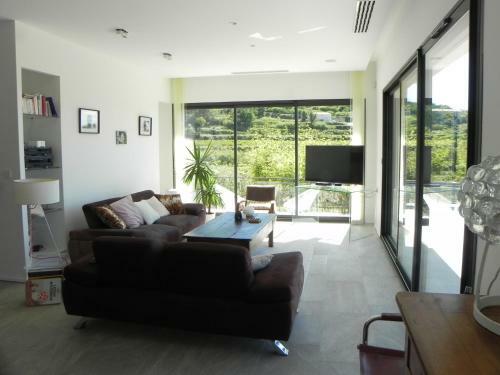 Villa L� M�sange Avec Vue Panoramique