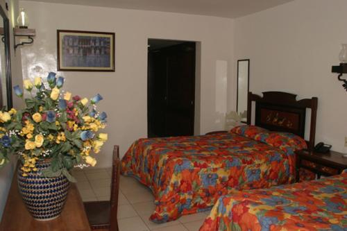 Hotel Los Candiles